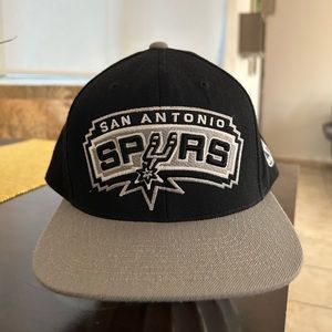 San Antonio Spurts SnapBack Used